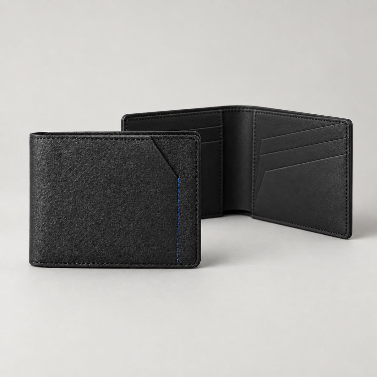 Fold Utility Wallet in black